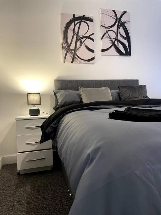 #4Bs 1 Bed Serviced Apartment Ντέρμπι Εξωτερικό φωτογραφία